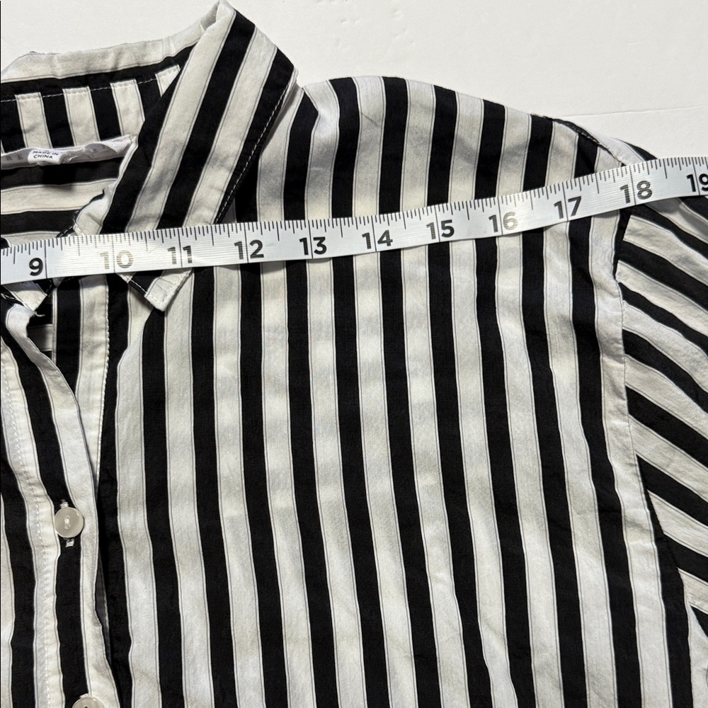 Jane and Delancey Black and White Striped Button Down Shirt Rayon Blend Large - Picture 9 of 12